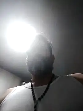 Snapshot of Maxi_TheBigDaddy chatting on 03-20-26, 11:04 Maxi TheBigDaddy online show from 03-20-26, 11:04