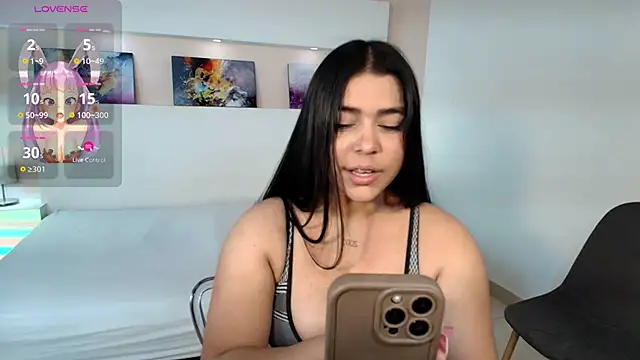 LyndaKimm online show from 01-30-25, 06:56