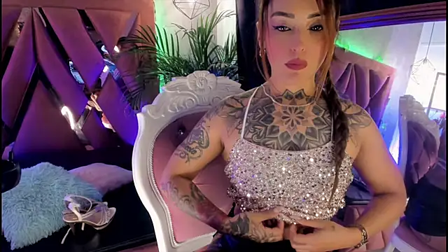 Megan inked online show from 03-01-25, 06:46