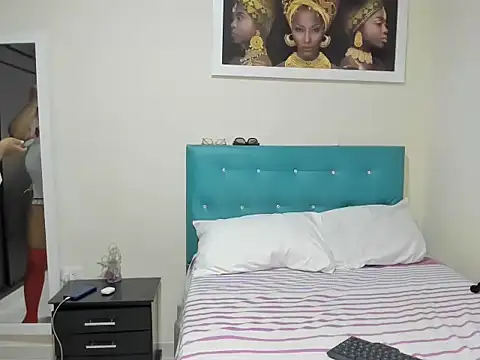 megan-hotxx online show from 09-30-25, 02:38