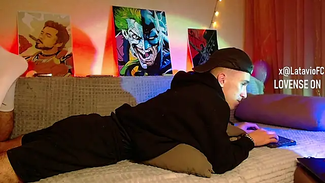 Midnighter  online show from 01-29-25, 12:43