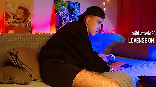 Midnighter  online show from 03-07-25, 01:20