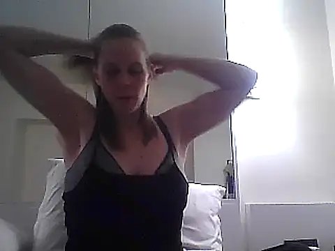 WildScorpio86 online show from 02-10-25, 06:24