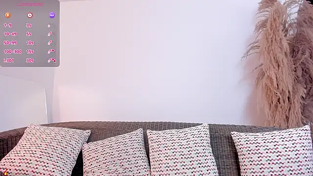 charlottewhitte online show from 03-05-25, 02:23