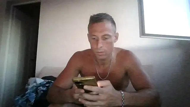 Snapshot of sebcucold chatting on 05-24-26, 08:14 sebcucold online show from 05-24-26, 08:14