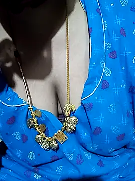 tuttifrutti17 online show from 10-09-25, 05:33