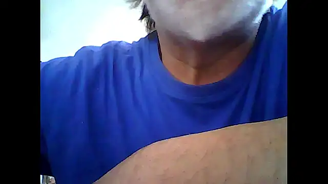 Snapshot of xcimeru chatting on 10-05-25, 06:45 xcimeru online show from 10-05-25, 06:45