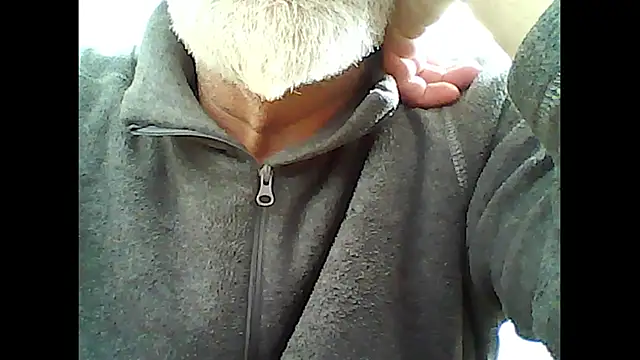 Snapshot of xcimeru chatting on 11-11-25, 03:01 xcimeru online show from 11-11-25, 03:01