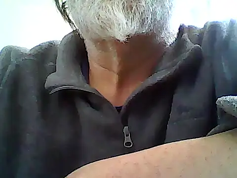 Snapshot of xcimeru chatting on 04-12-26, 09:58 xcimeru online show from 04-12-26, 09:58