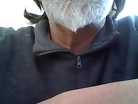 Snapshot of xcimeru chatting on 04-15-26, 06:42 xcimeru online show from 04-15-26, 06:42
