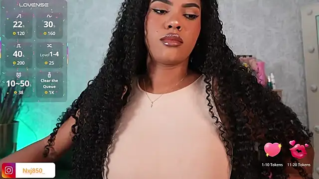 HOTBLACKANDWHITE2 online show from 03-09-26, 02:37