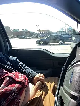 Snapshot of Themechanic420 chatting on 02-20-25, 04:36 Themechanic420 online show from 02-20-25, 04:36