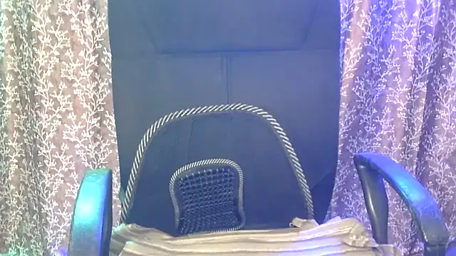 Snapshot of iam-moni2 chatting on 10-07-25, 02:31 iam-moni2 online show from 10-07-25, 02:31