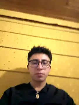 CamiRojas boy online show from 09-23-25, 04:04