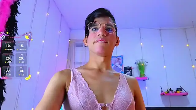 Ariel Femboy  online show from 11-23-25, 04:56