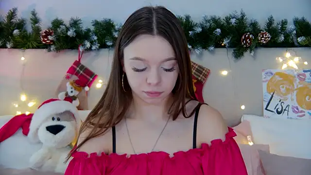 Snapshot of ElisabethDavis chatting on 01-08-25, 12:17 ElisabethDavis online show from 01-08-25, 12:17