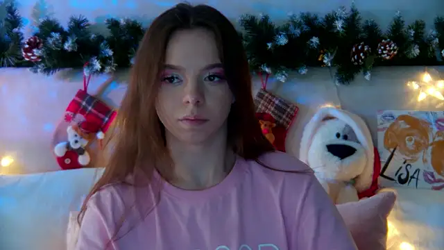 Snapshot of ElisabethDavis chatting on 01-09-25, 09:16 ElisabethDavis online show from 01-09-25, 09:16