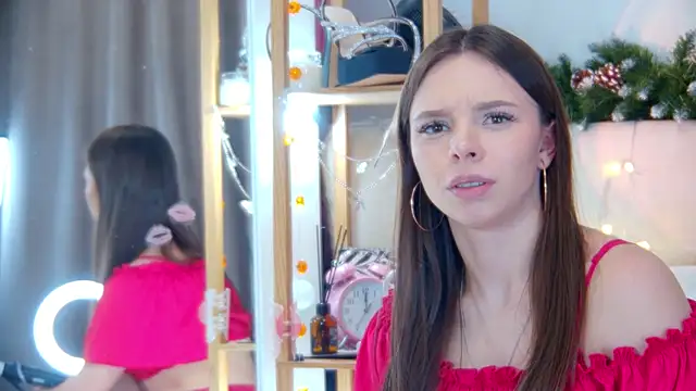 Snapshot of ElisabethDavis chatting on 01-11-25, 09:15 ElisabethDavis online show from 01-11-25, 09:15