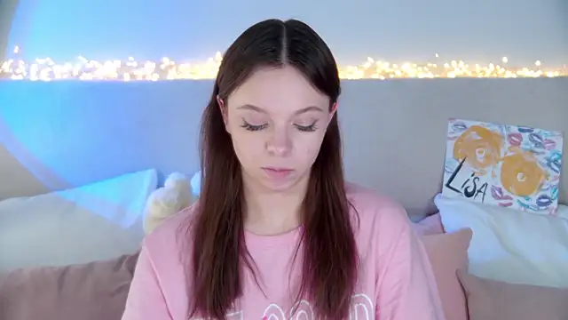 Snapshot of ElisabethDavis chatting on 01-18-25, 11:55 ElisabethDavis online show from 01-18-25, 11:55