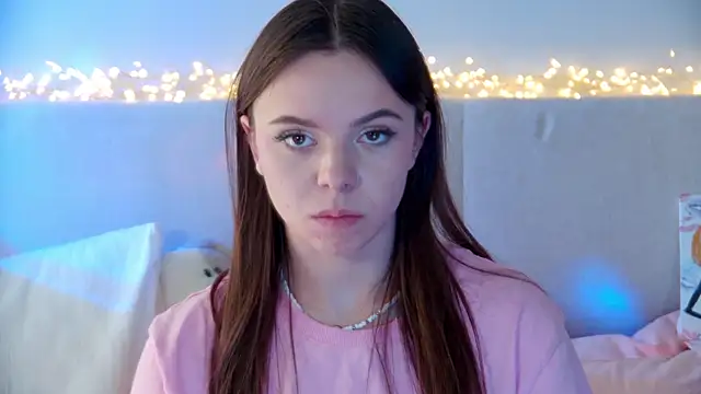 Snapshot of ElisabethDavis chatting on 01-25-25, 10:50 ElisabethDavis online show from 01-25-25, 10:50