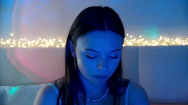 Snapshot of ElisabethDavis chatting on 01-28-25, 10:12 ElisabethDavis online show from 01-28-25, 10:12