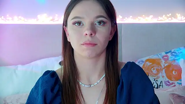 Snapshot of ElisabethDavis chatting on 02-01-25, 12:40 ElisabethDavis online show from 02-01-25, 12:40