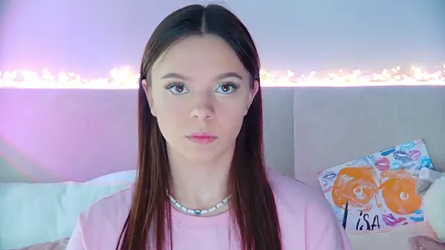 Snapshot of ElisabethDavis chatting on 02-01-25, 03:18 ElisabethDavis online show from 02-01-25, 03:18