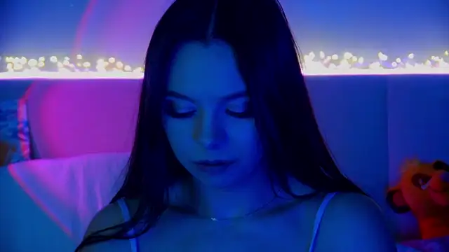 Snapshot of ElisabethDavis chatting on 03-09-25, 09:36 ElisabethDavis online show from 03-09-25, 09:36