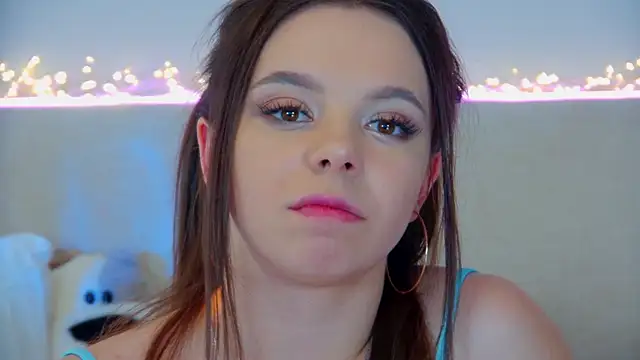 Snapshot of ElisabethDavis chatting on 03-19-25, 09:58 ElisabethDavis online show from 03-19-25, 09:58