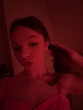 Snapshot of ElisabethDavis chatting on 03-20-25, 08:29 ElisabethDavis online show from 03-20-25, 08:29