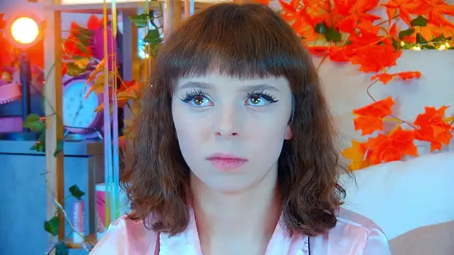 Snapshot of ElisabethDavis chatting on 11-15-25, 03:52 ElisabethDavis online show from 11-15-25, 03:52