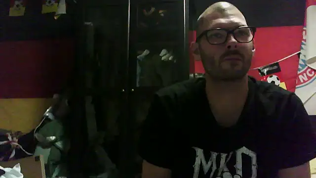 Die-geile-Sau online show from 09-14-25, 07:02