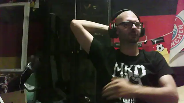 Die-geile-Sau online show from 09-20-25, 08:21