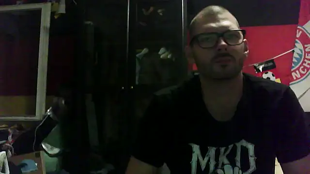 Die-geile-Sau online show from 09-28-25, 07:41