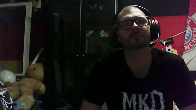 Die-geile-Sau online show from 09-29-25, 07:19