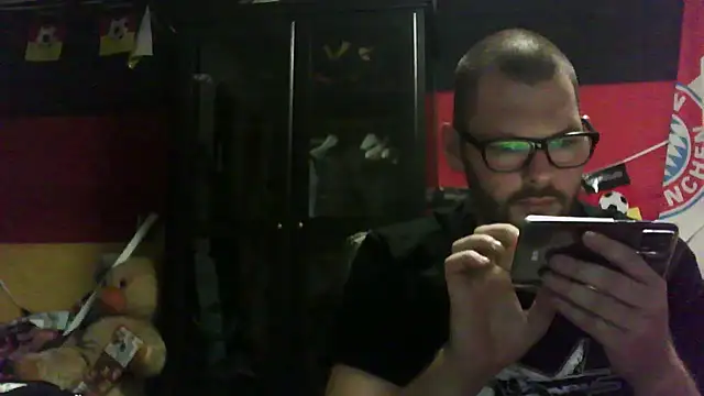 Die-geile-Sau online show from 10-02-25, 07:32