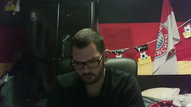 Die-geile-Sau online show from 11-22-25, 09:25