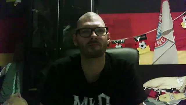 Die-geile-Sau online show from 11-28-25, 08:11