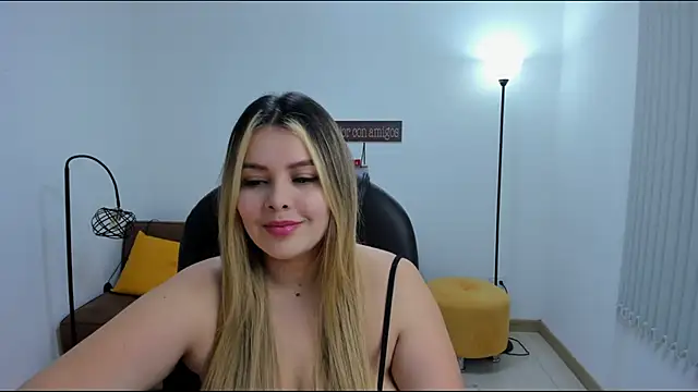 camiilaa1 online show from 02-09-25, 04:04