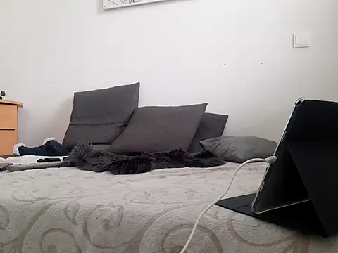 Ebinator666 online show from 03-22-25, 08:51