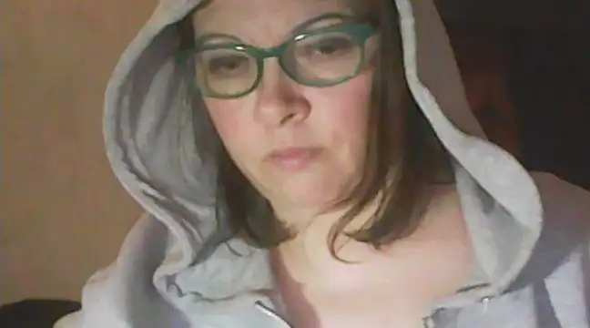 Snapshot of deluxpussy chatting on 02-09-25, 12:06 deluxpussy online show from 02-09-25, 12:06