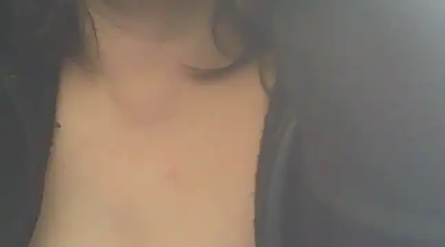 Snapshot of deluxpussy chatting on 03-04-25, 10:02 deluxpussy online show from 03-04-25, 10:02