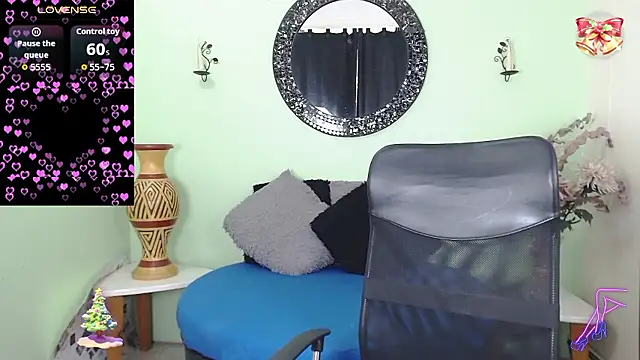 Sofia Franco  online show from 01-12-26, 07:19