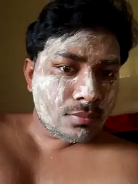 Snapshot of Bangalorebull chatting on 12-18-24, 03:47 Bangalorebull online show from 12-18-24, 03:47