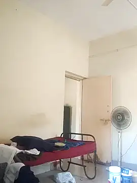 Snapshot of Bangalorebull chatting on 03-12-25, 03:57 Bangalorebull online show from 03-12-25, 03:57