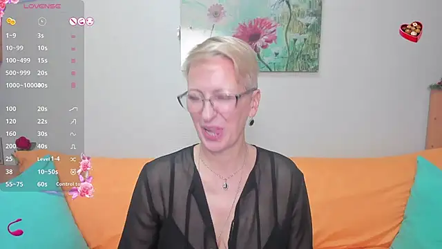iamyourdream89 online show from 12-11-24, 10:06