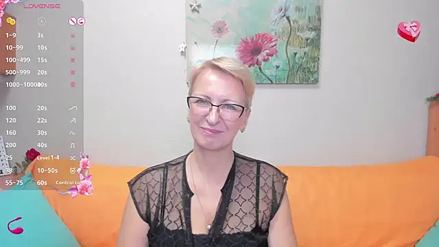 iamyourdream89 online show from 12-17-24, 08:21