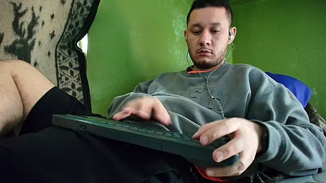 sweet cock28 online show from 01-02-25, 04:13
