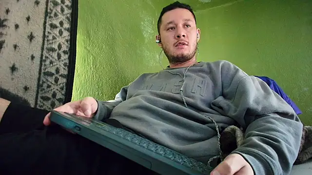sweet cock28 online show from 01-03-25, 04:06