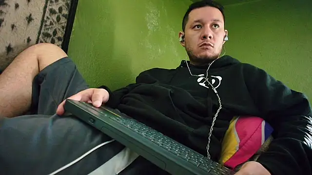 sweet cock28 online show from 01-06-25, 03:51